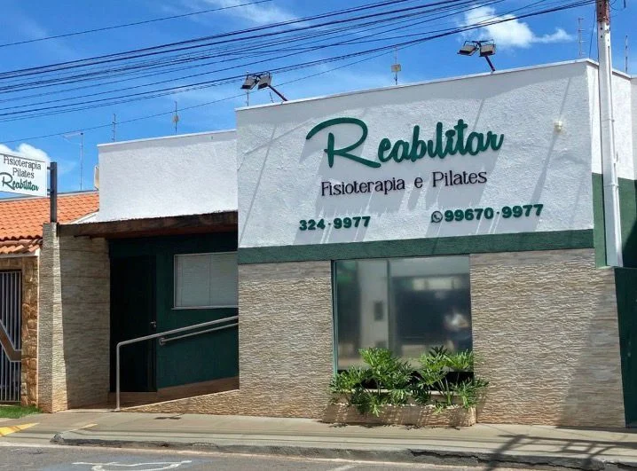 Paciente em uma clínica de fisioterapia.